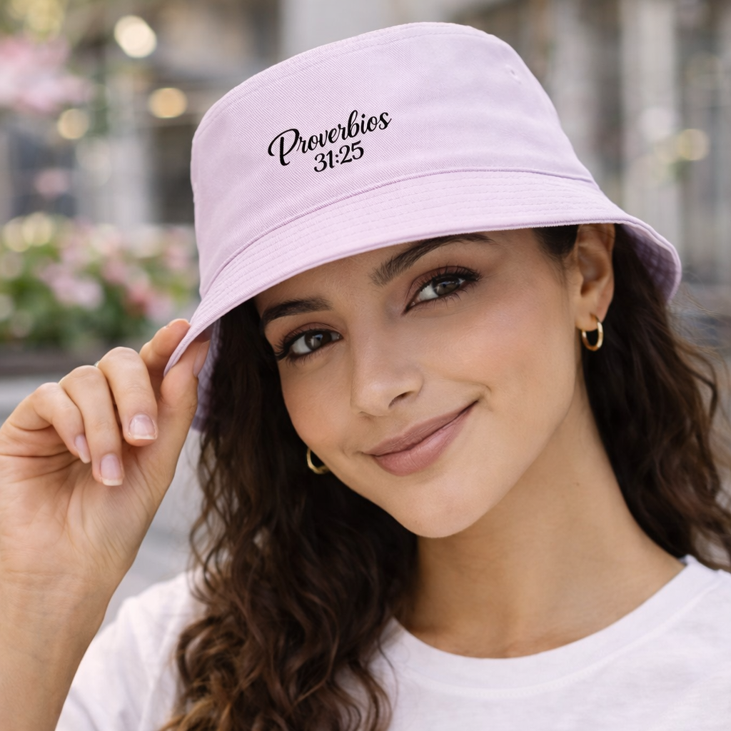 Proverbios 31:25 – Bucket Hat Grace
